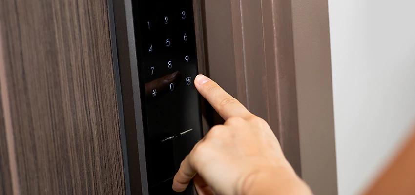 Smart Electric Locks Replacement Services in Hialeah, FL