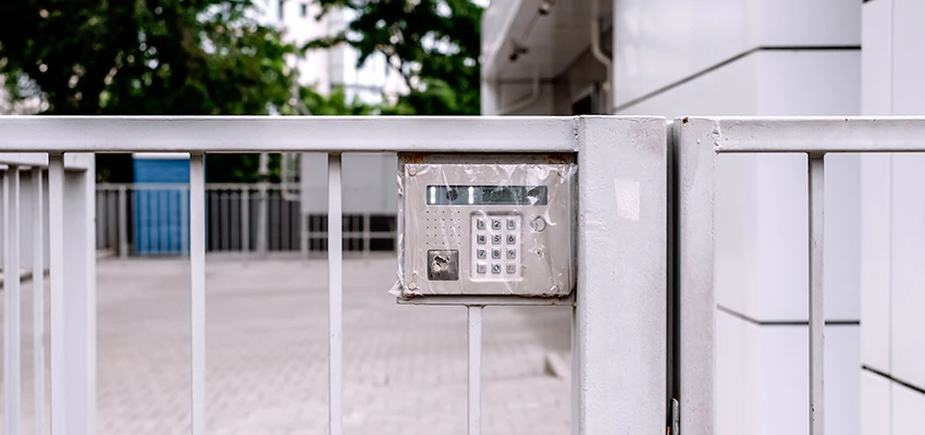 Gate Locks For Metal Gates in Hialeah, Florida